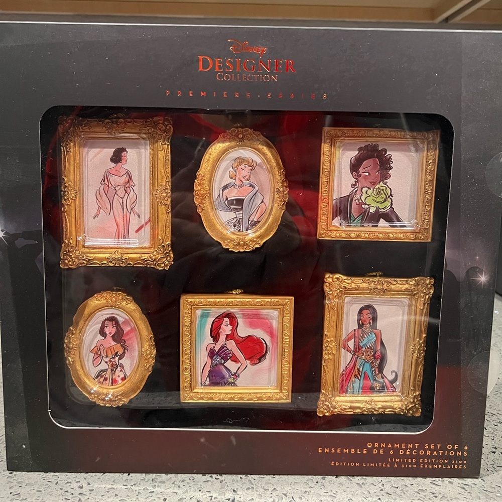 Disney Designer Collection Premiere Series Ornament Set